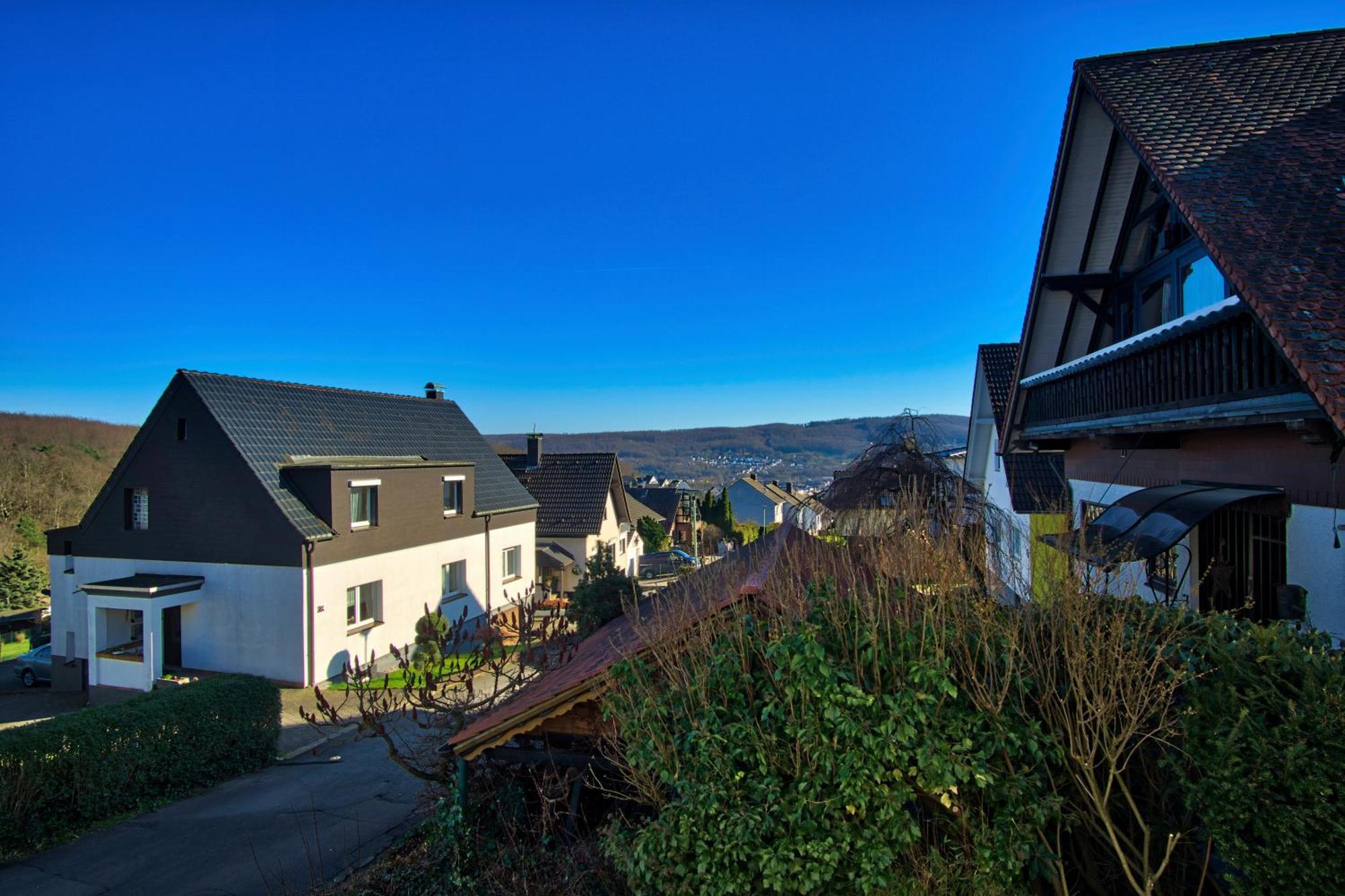 Maisonette Privater Zugang Waschmaschine Parkplatz Hagen  Buitenkant foto